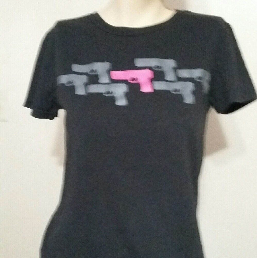 Gun print T-shirt
